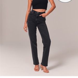 Abercrombie ultra high rise 90s straight jean in Black